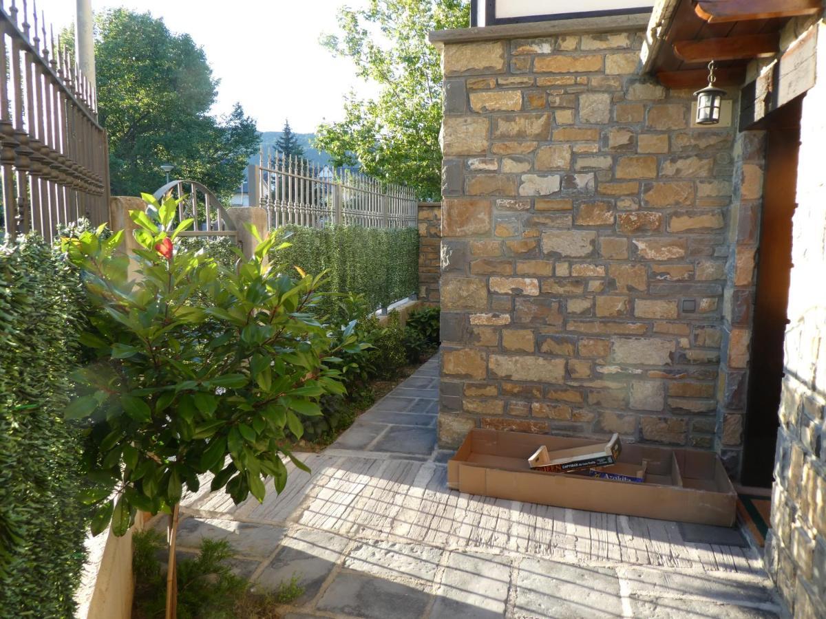 Casa Con Jardin Frente Ciudadela Villa ฮากา ภายนอก รูปภาพ